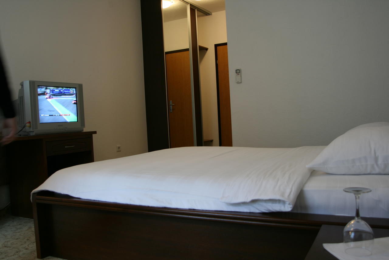 Motel Maksumic Jablanica Ngoại thất bức ảnh