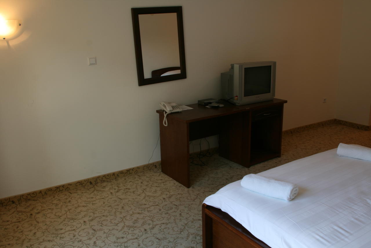 Motel Maksumic Jablanica Phòng bức ảnh