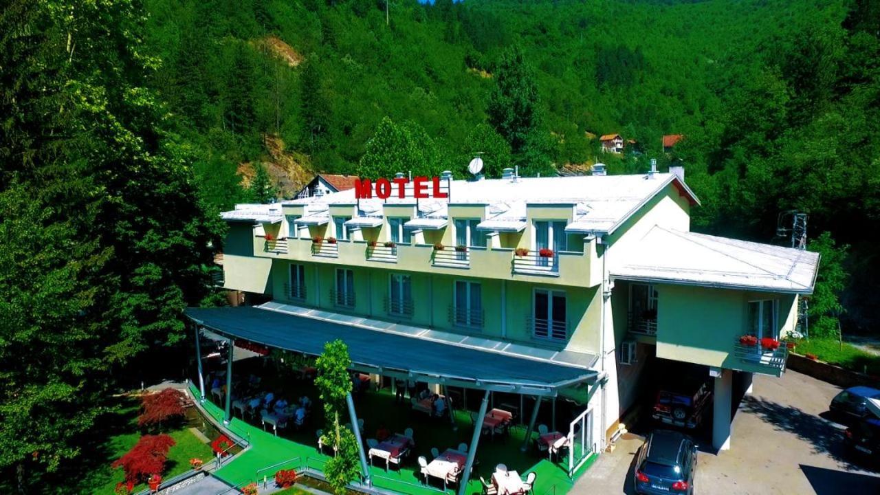 Motel Maksumic Jablanica Ngoại thất bức ảnh